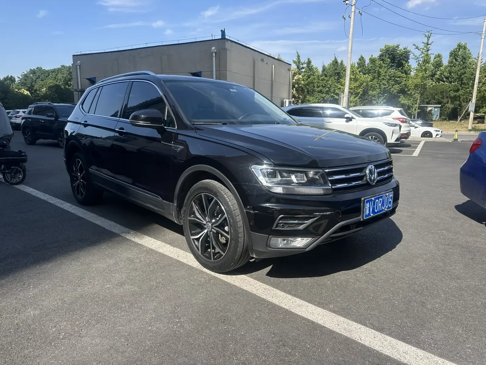 Volkswagen Tiguan L
