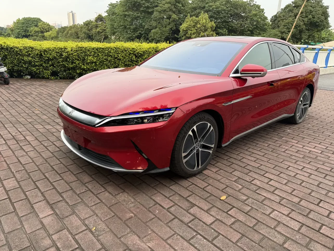 BYD Han EV