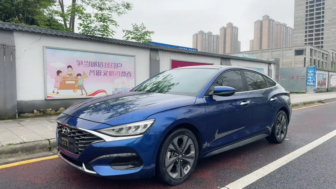 Hyundai Lafesta