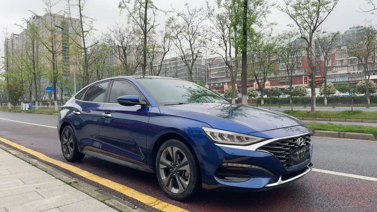 Hyundai Lafesta