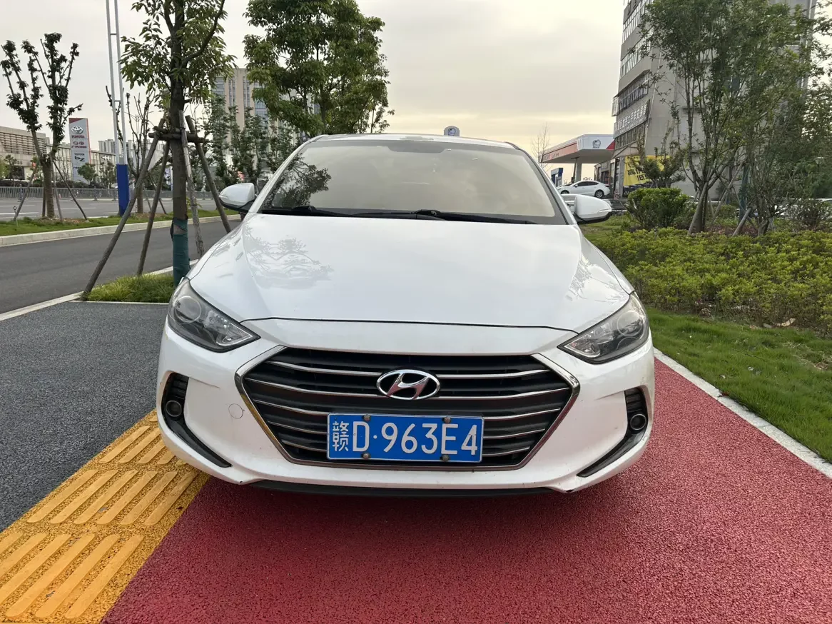 Hyundai lead