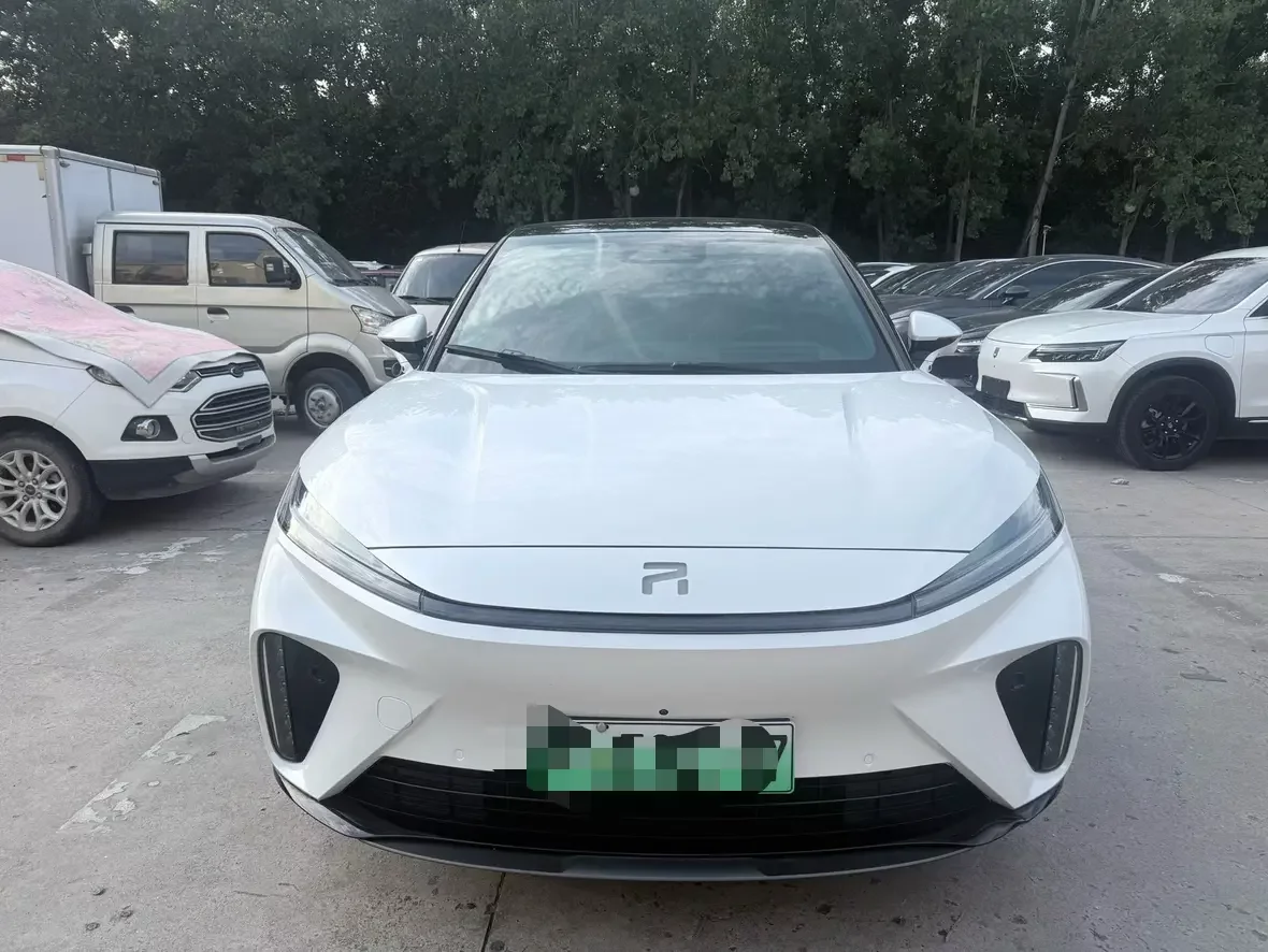 Rising Auto Feifan R7