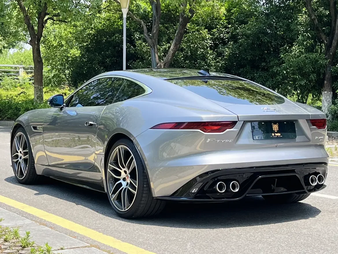 Jaguar F-TYPE