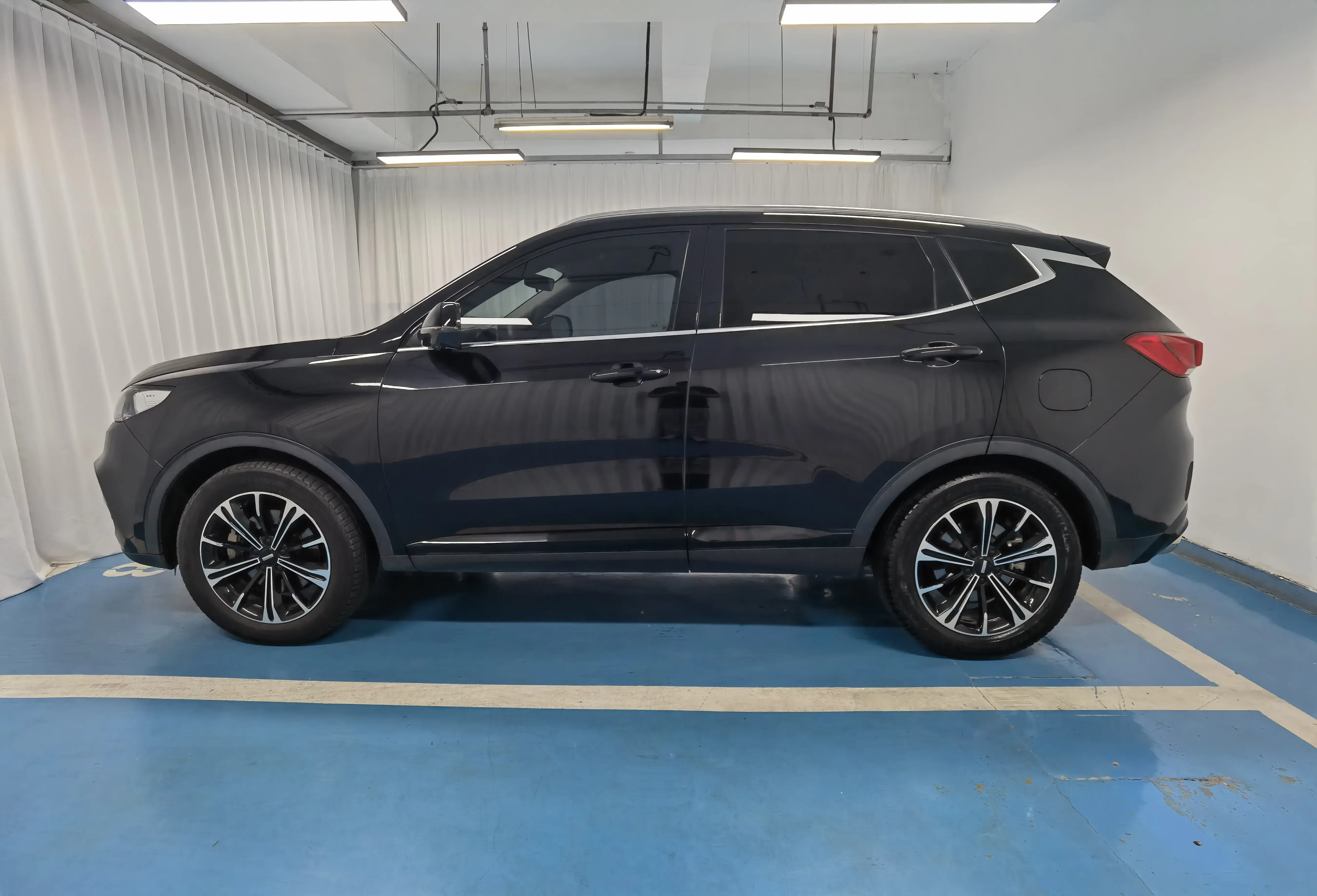 Wey Wei brand VV6