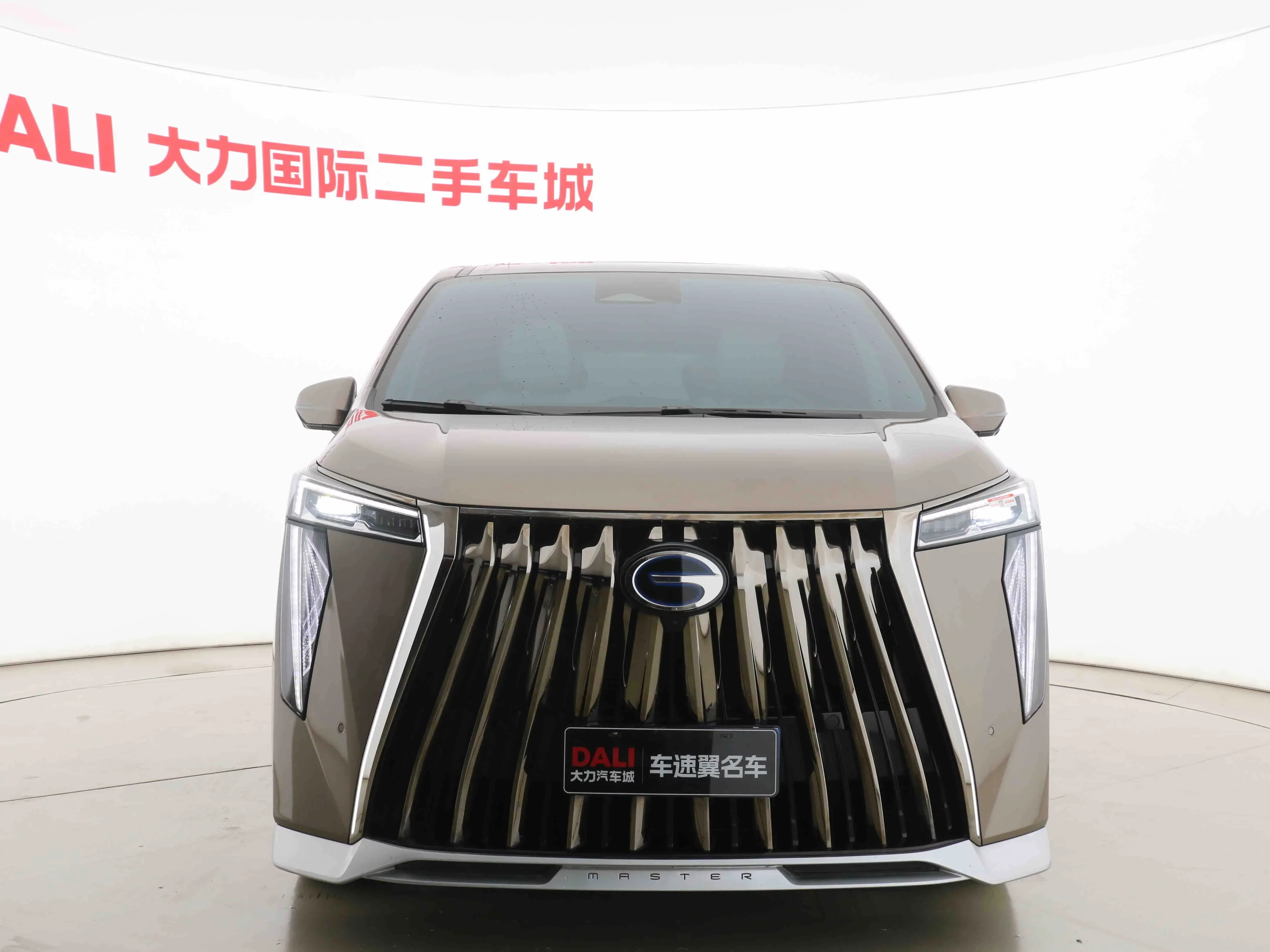 GAC Trumpchi M8