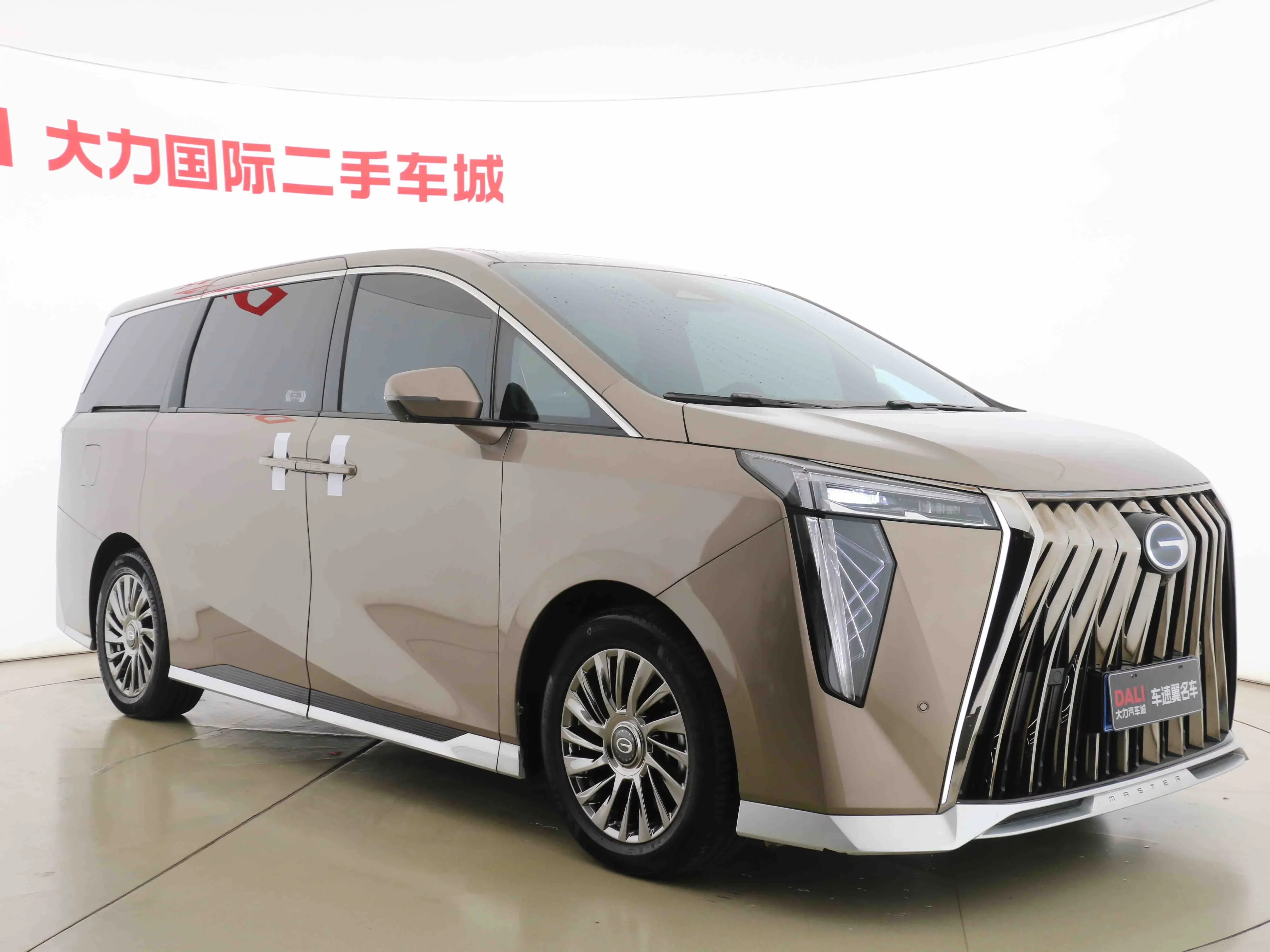 GAC Trumpchi M8
