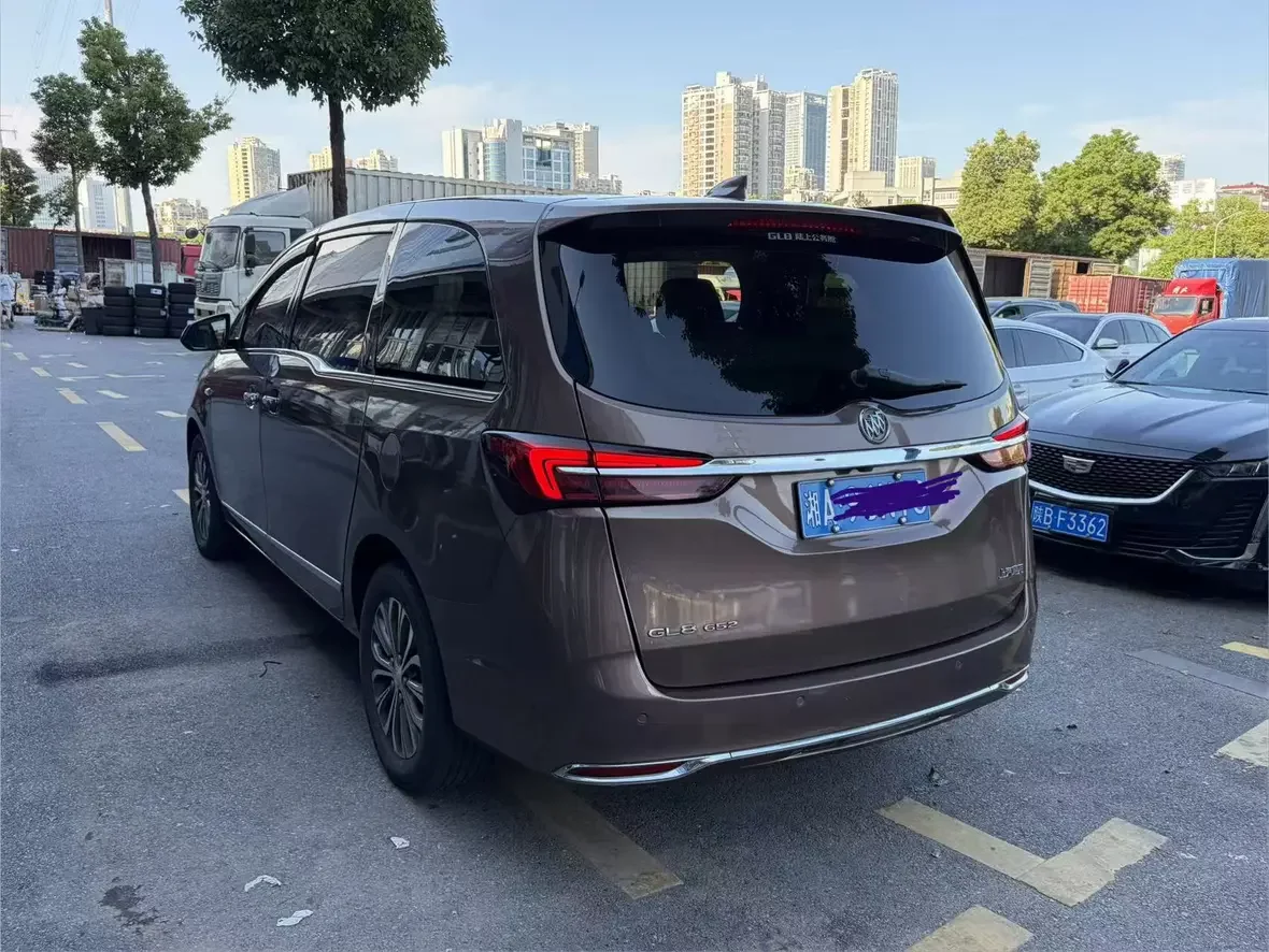 Buick GL8