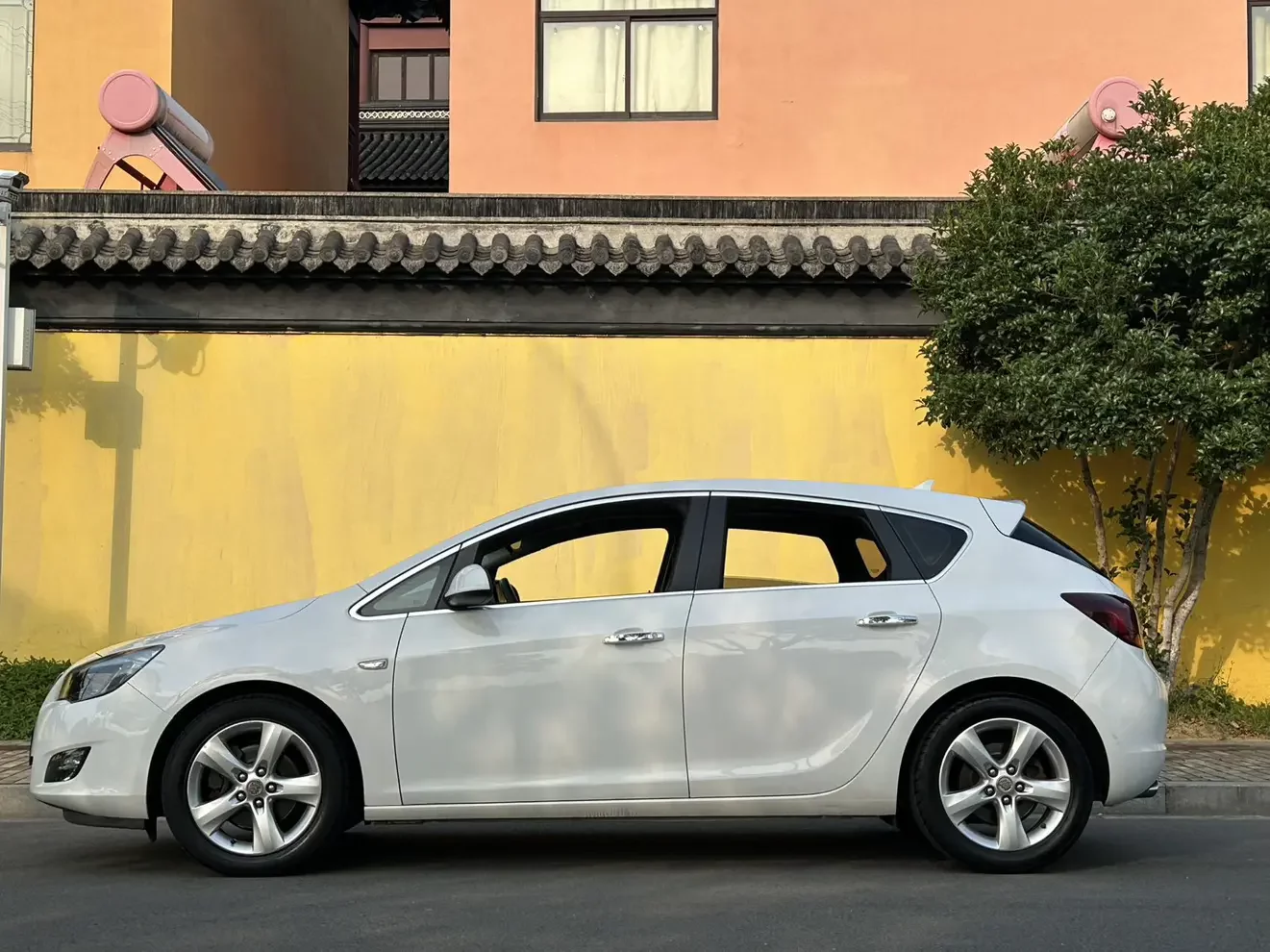 Buick Yinglang