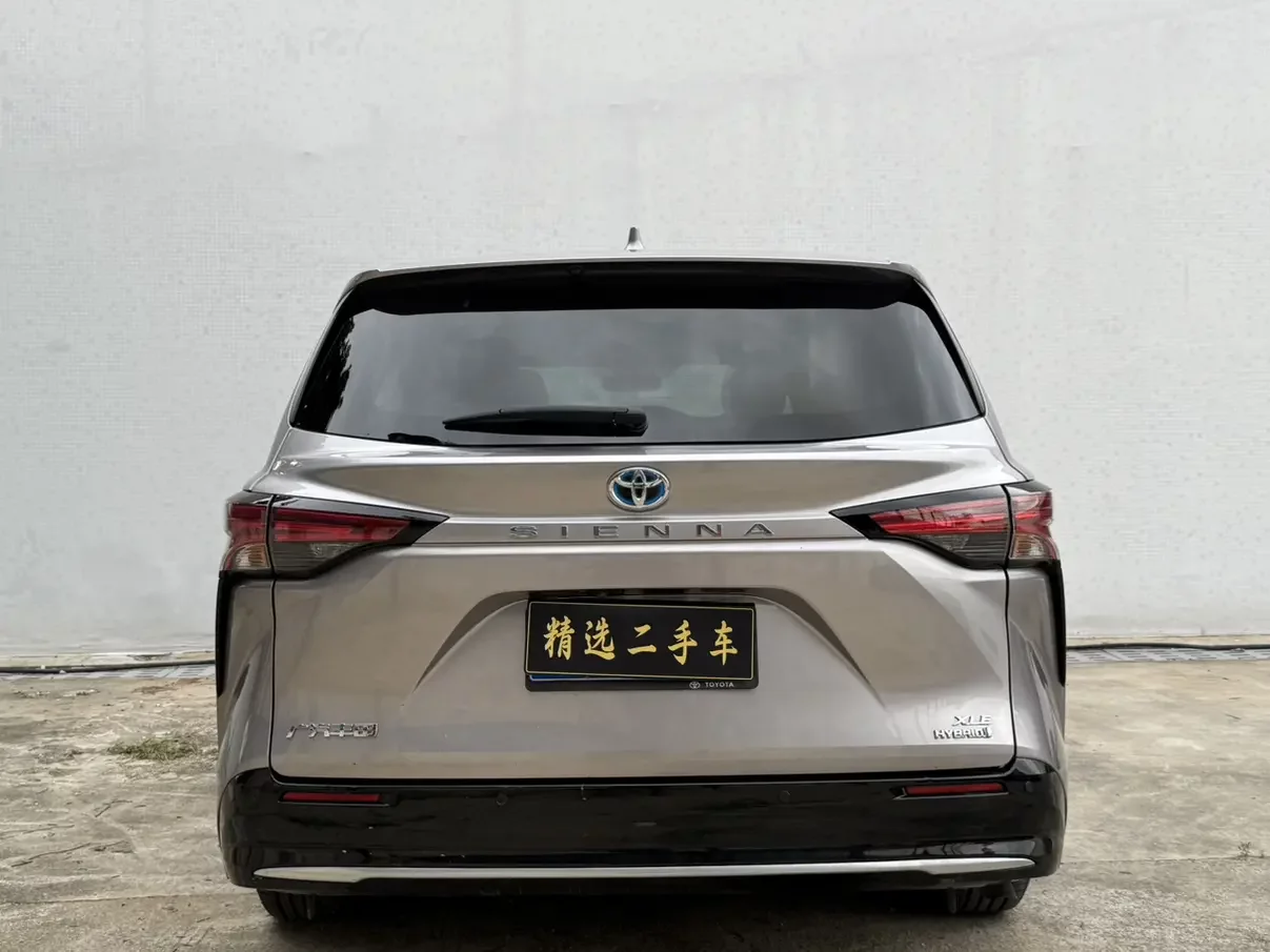 Toyota Sienna