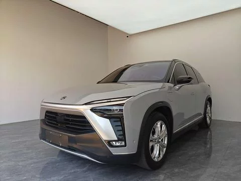 NIO ES8