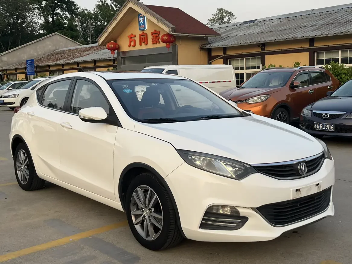 Changan Eado XT