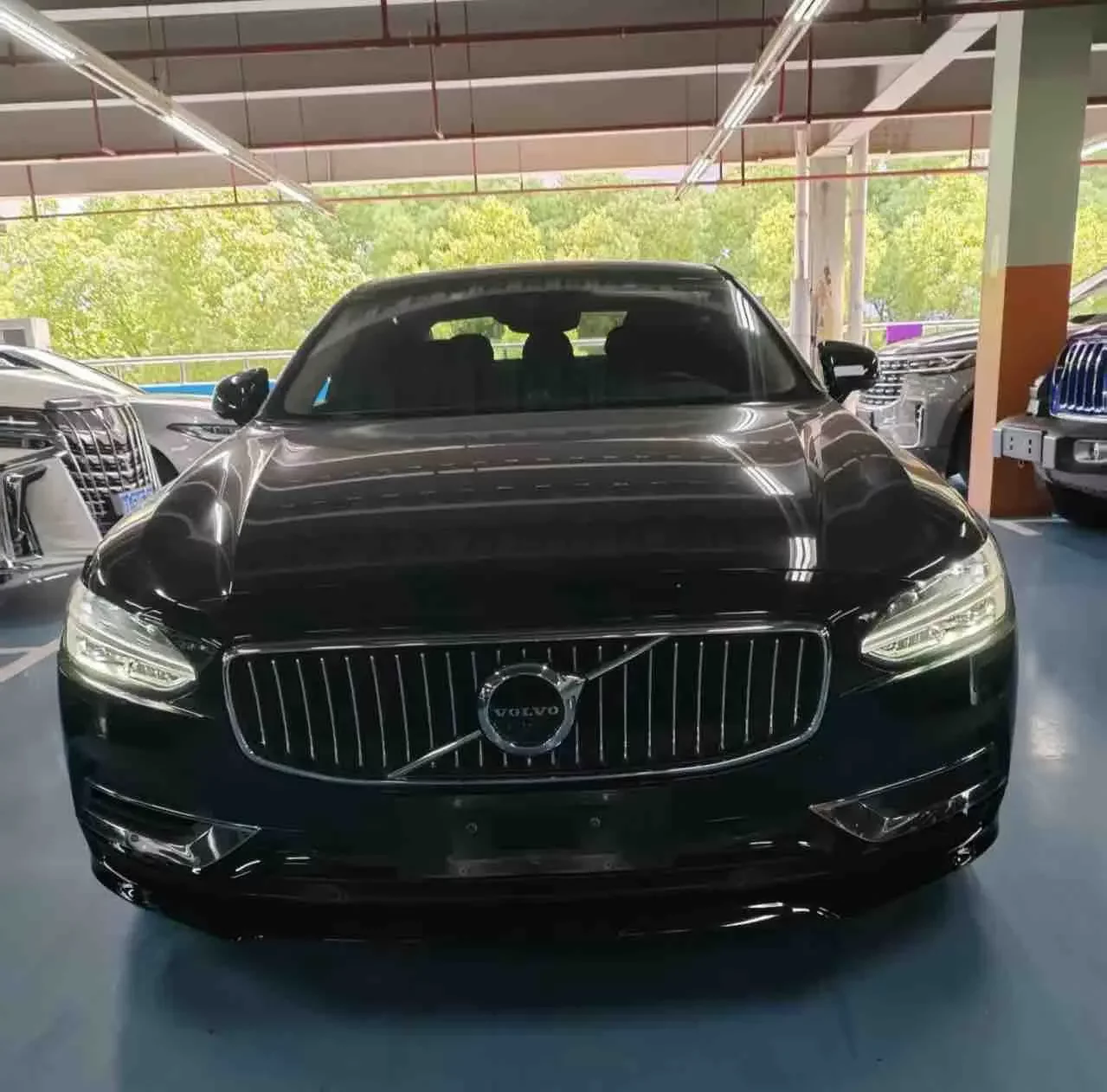 Volvo S90 PHEV