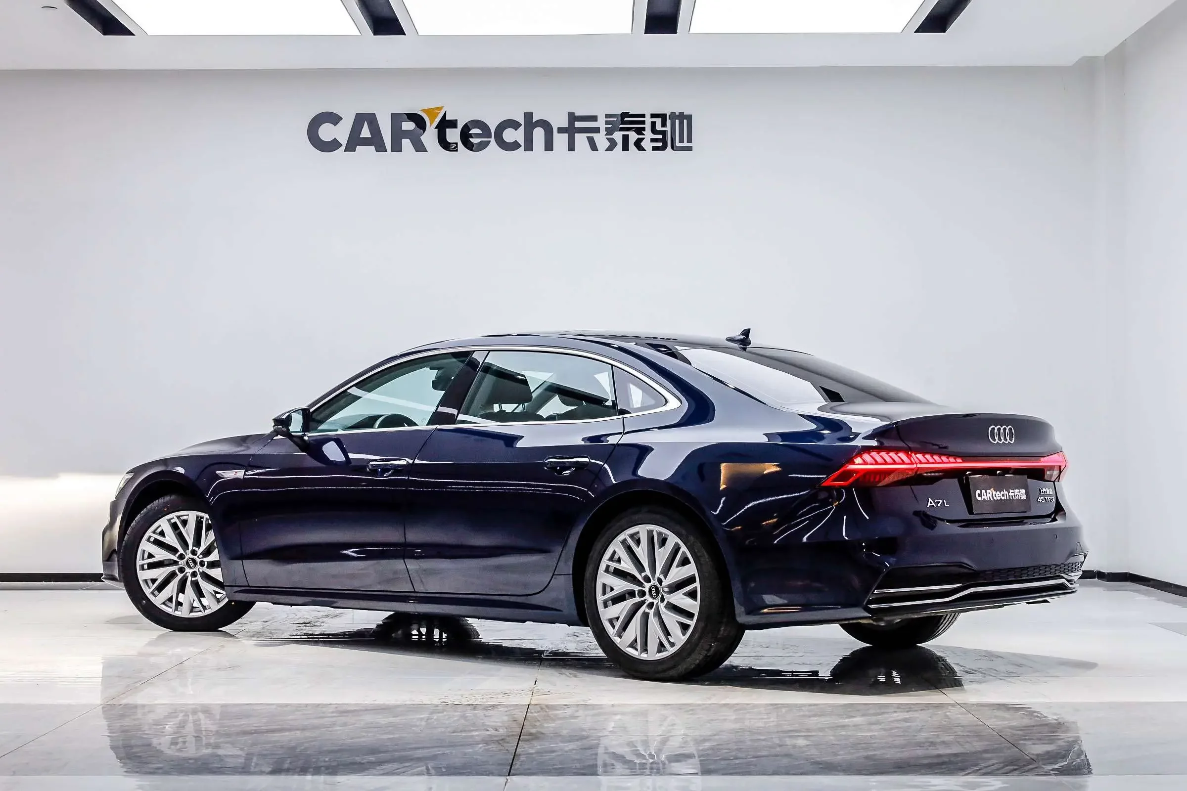 Audi A7L