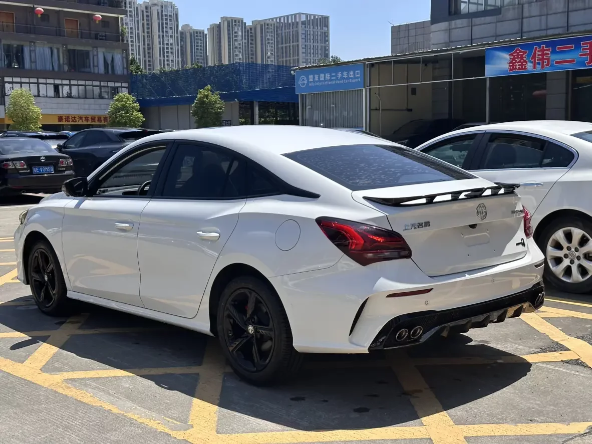 MG 5 Scorpio