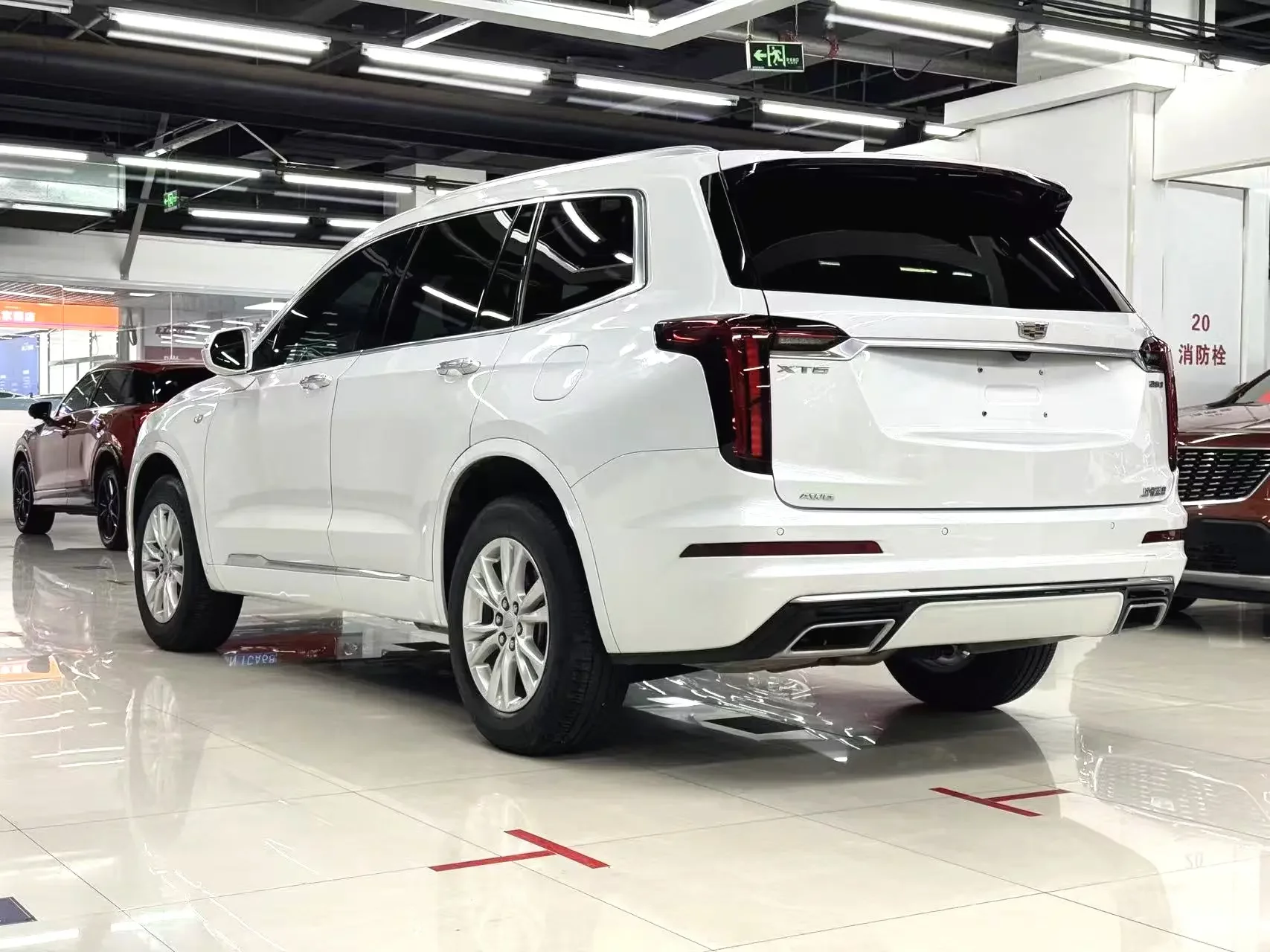 Cadillac XT6