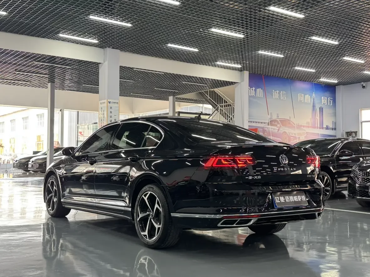 Volkswagen Magotan