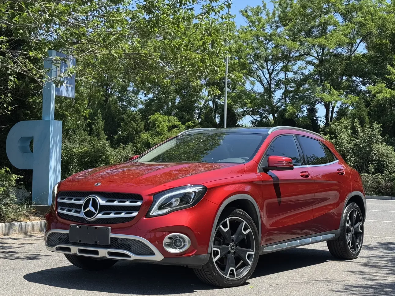 Mercedes-Benz GLA