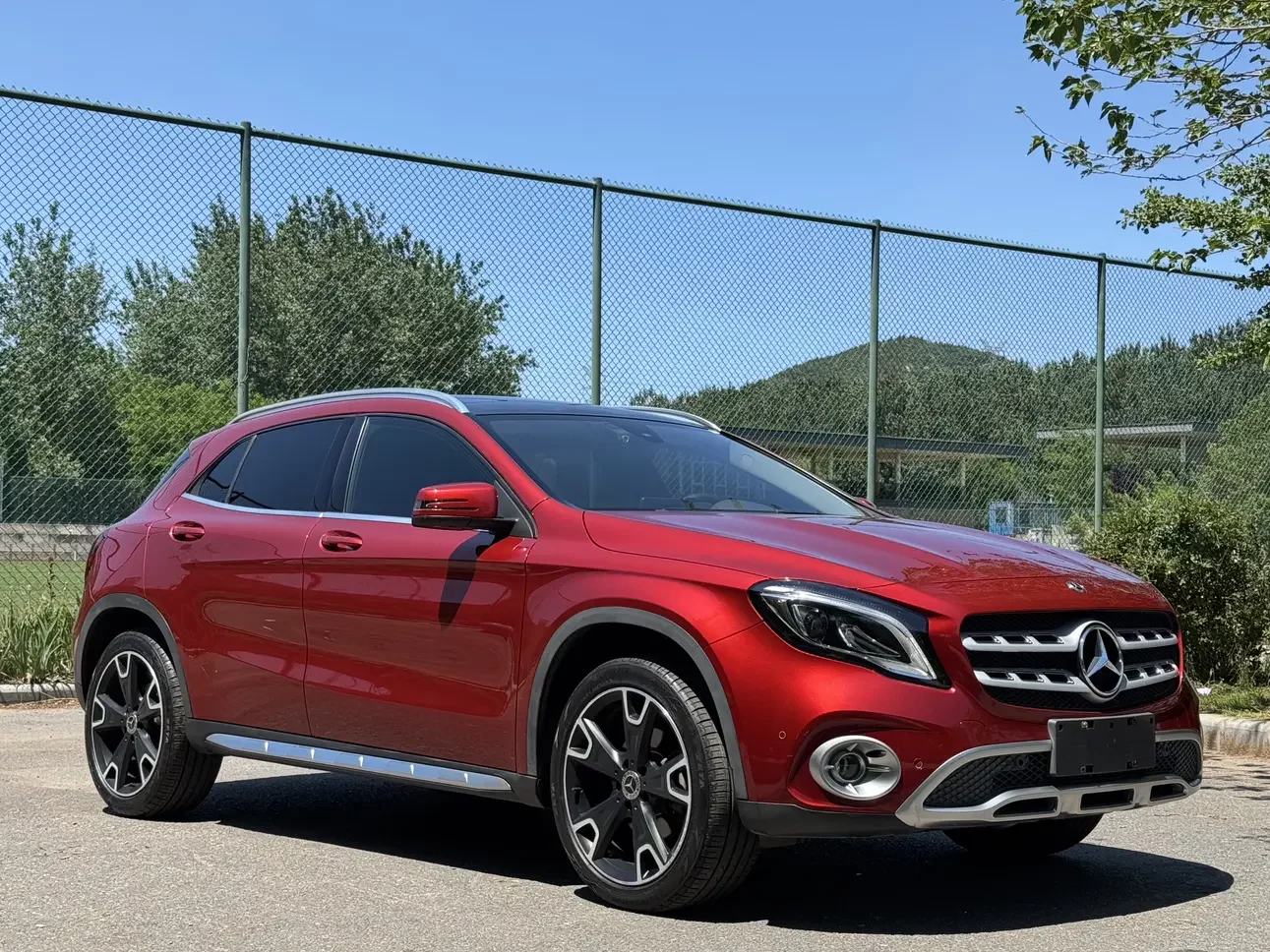 Mercedes-Benz GLA