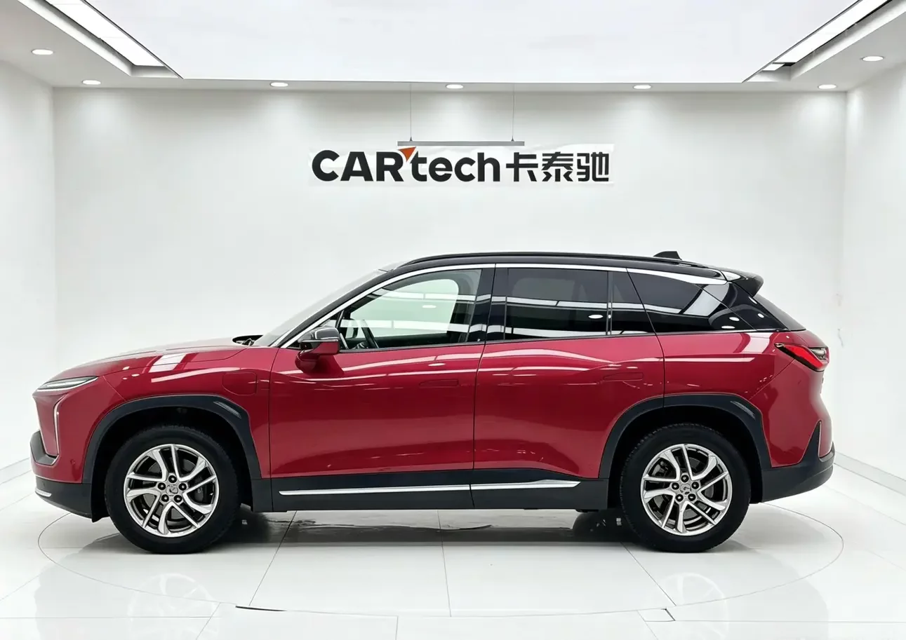 NIO ES6