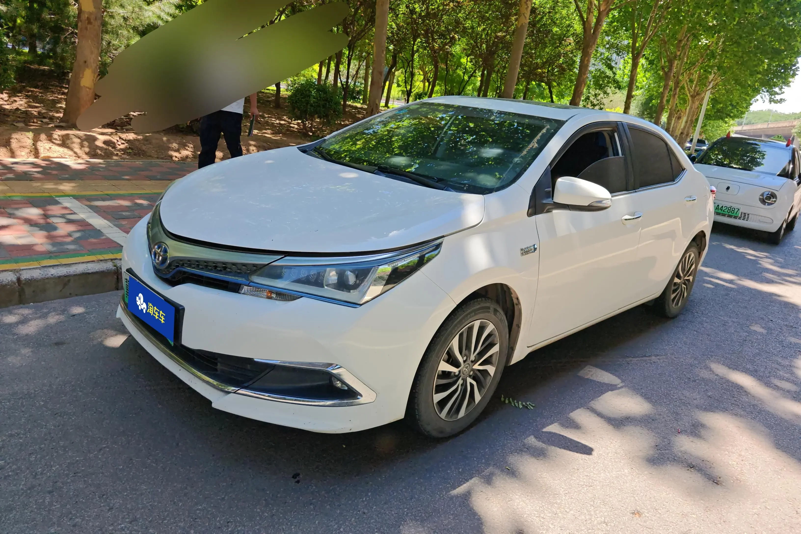 Toyota Corolla Dual Engine E+