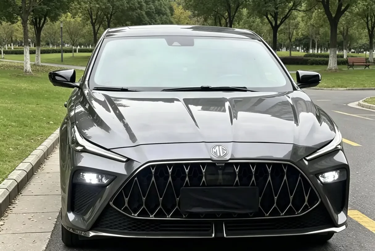 MG 5 Scorpio