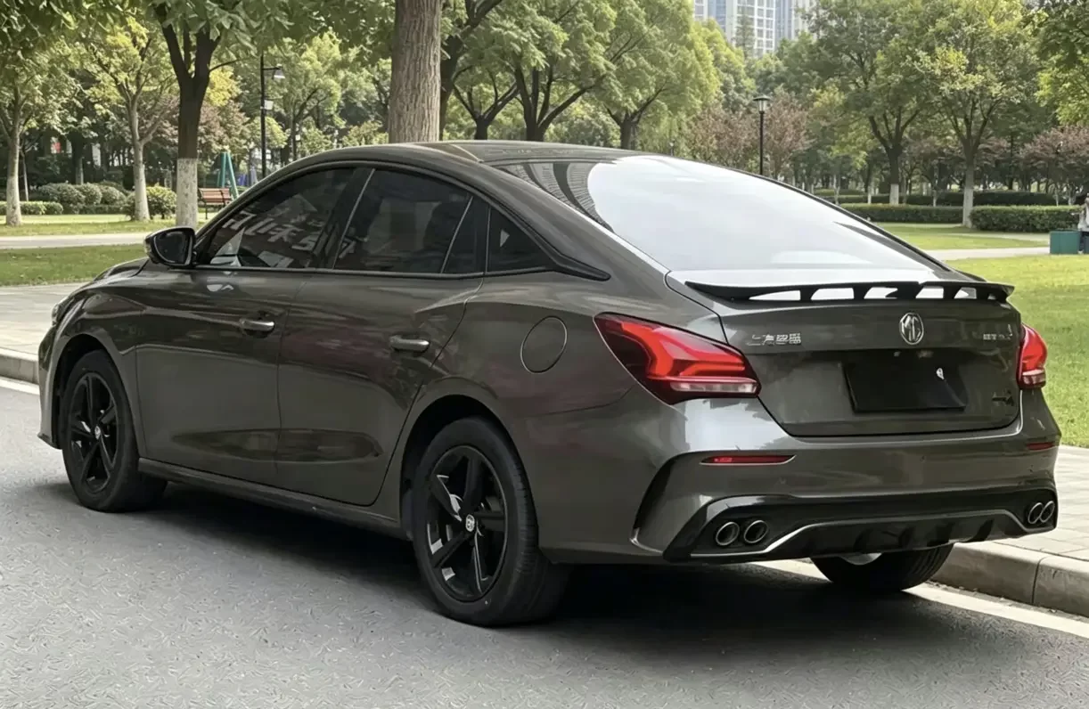 MG 5 Scorpio