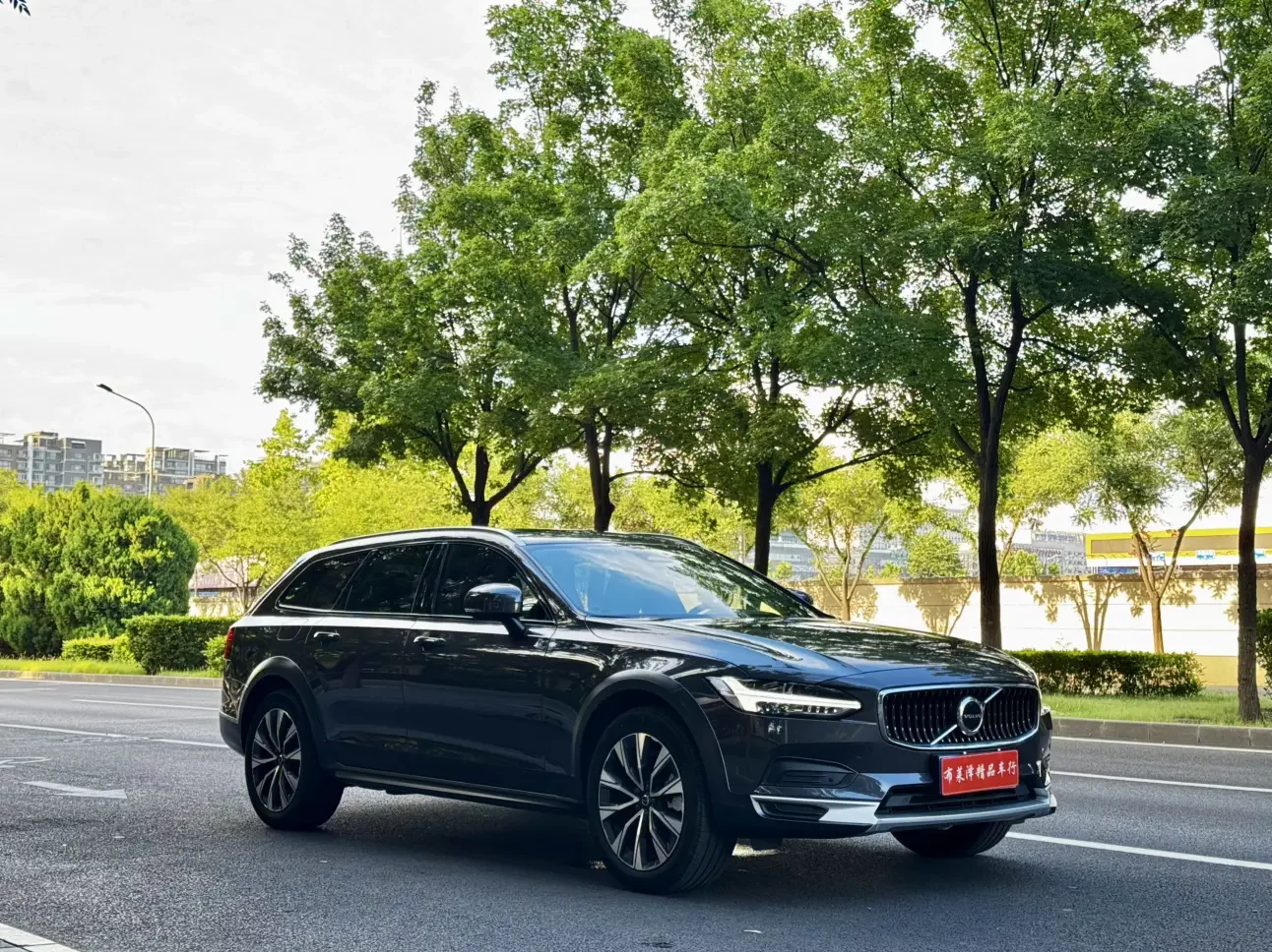 Volvo V90