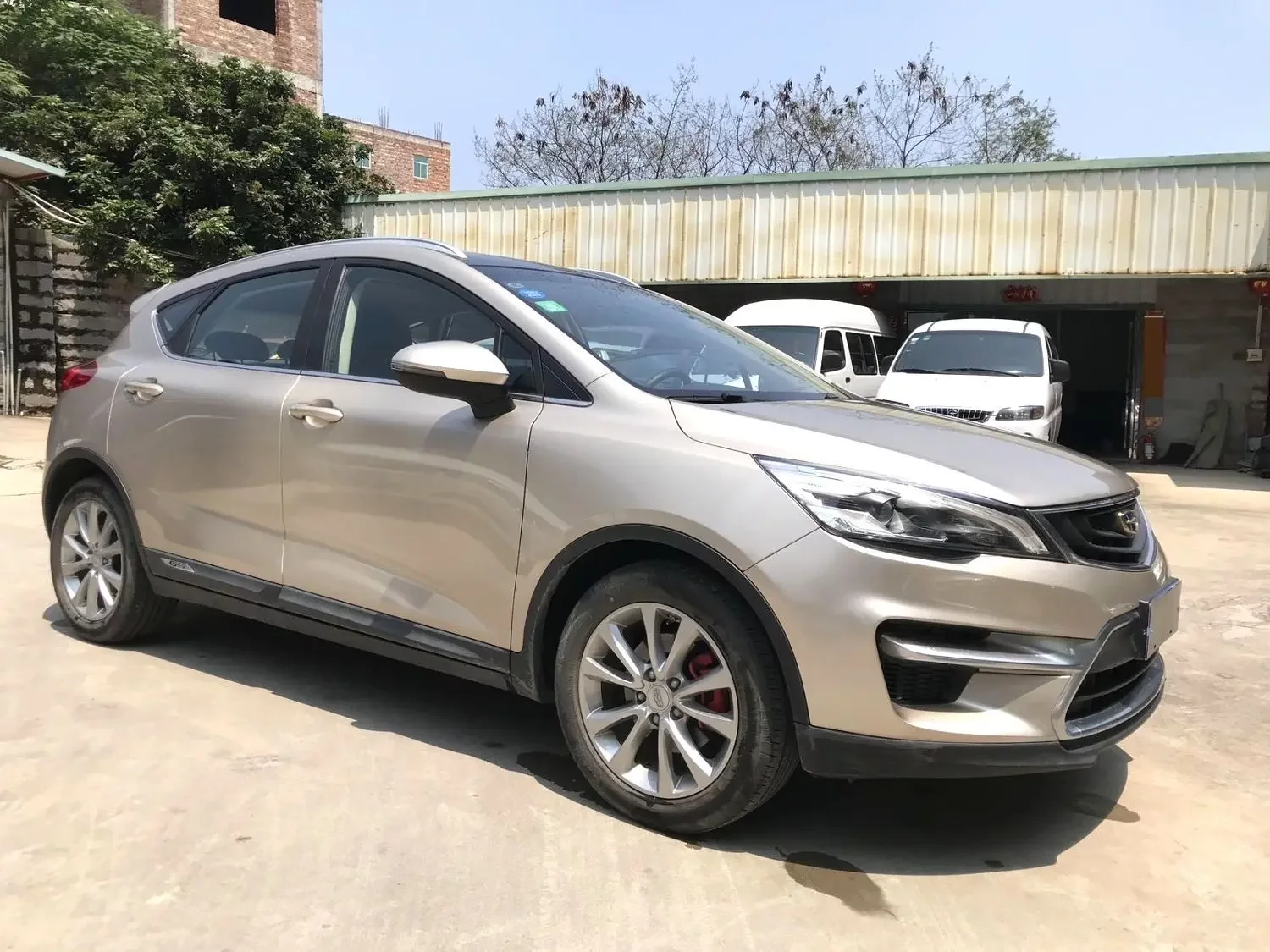 Geely Emgrand GS