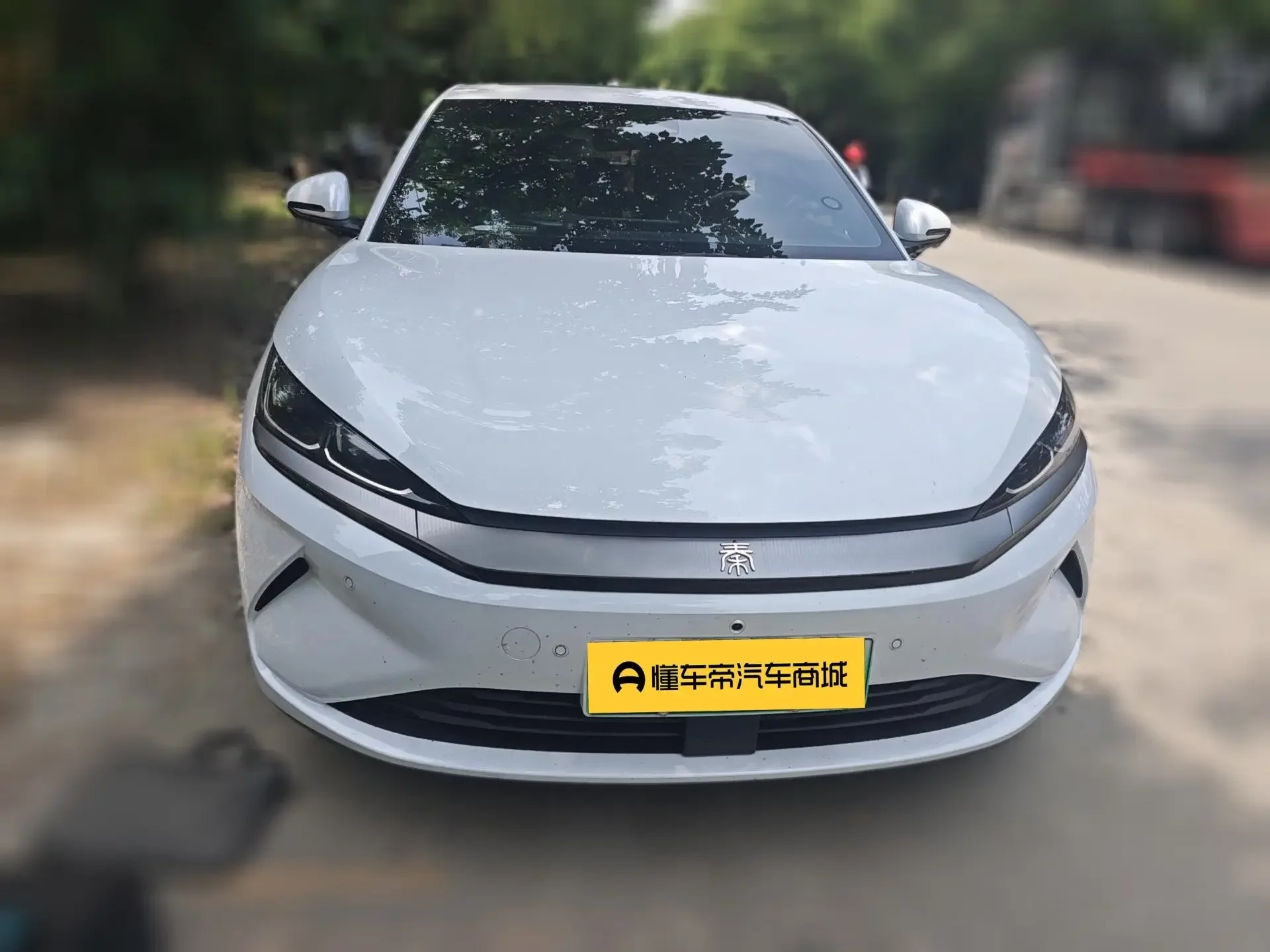 BYD Qin L EV