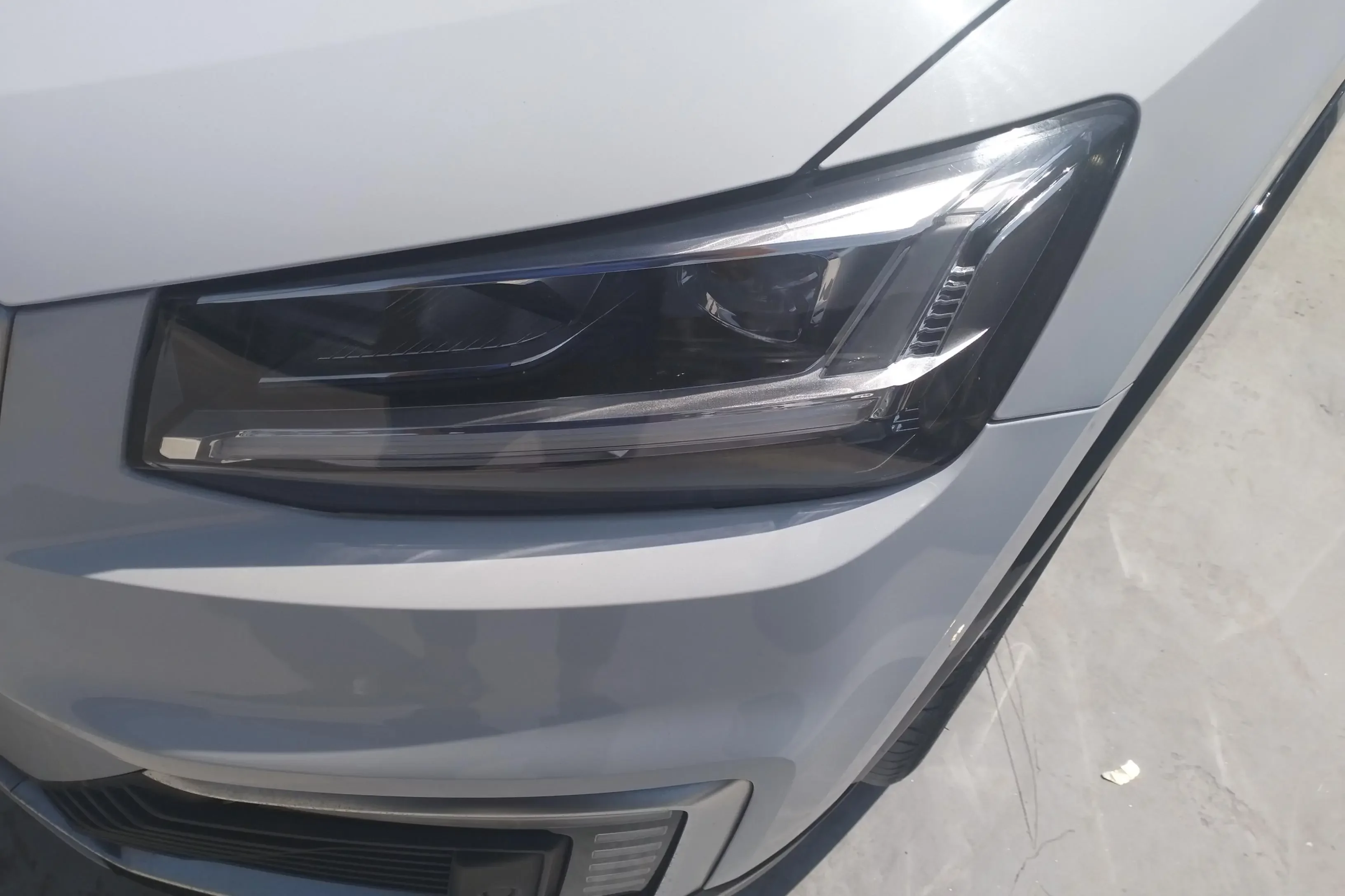 Audi Q2L e-tron
