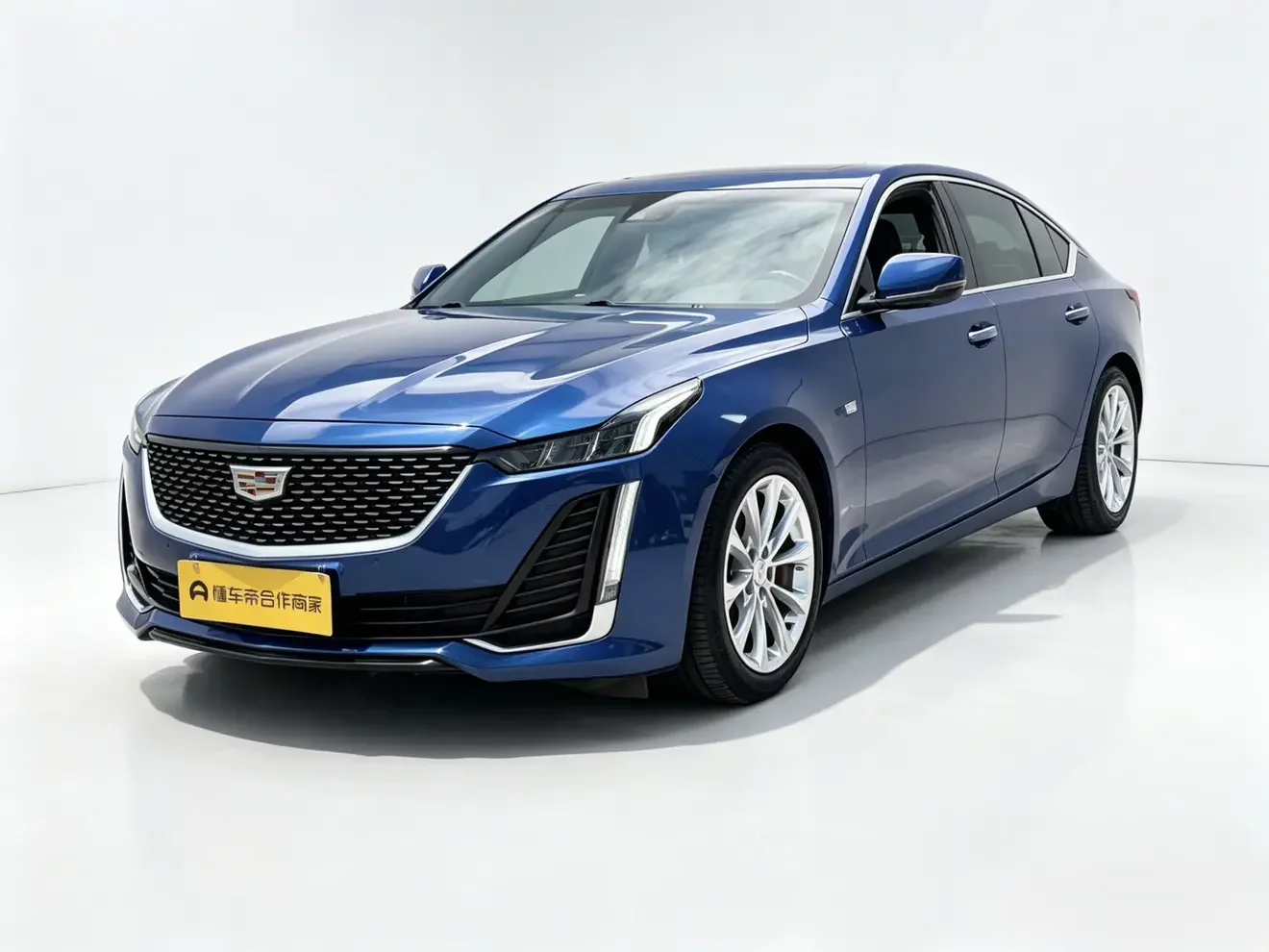 Cadillac CT5  из Китая
