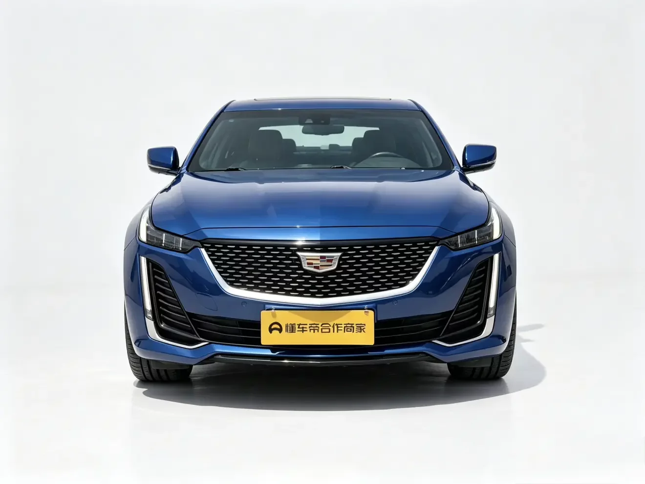 Cadillac CT5  из Китая