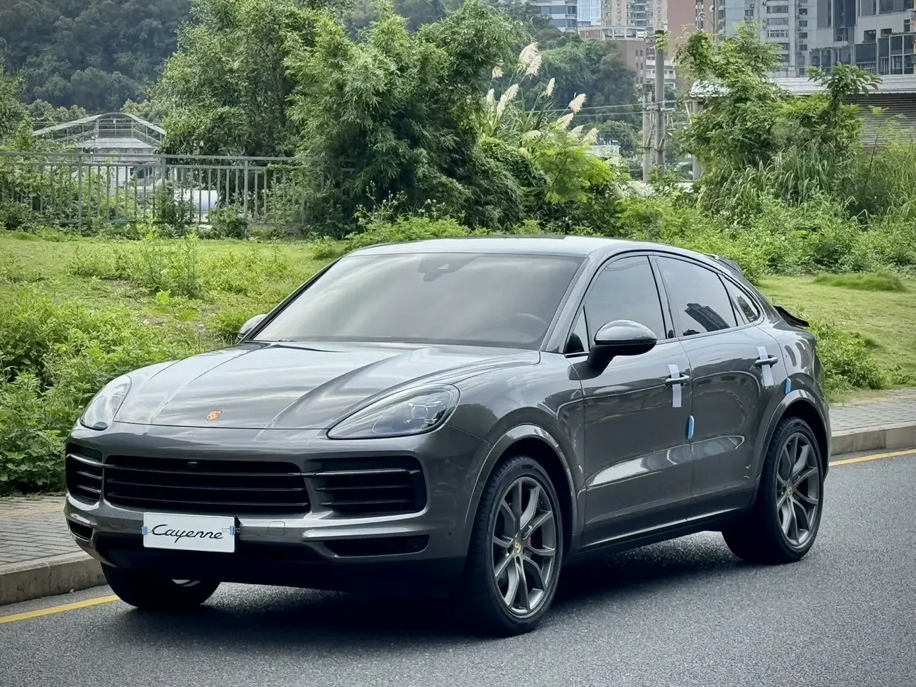 Porsche Cayenne Coupe