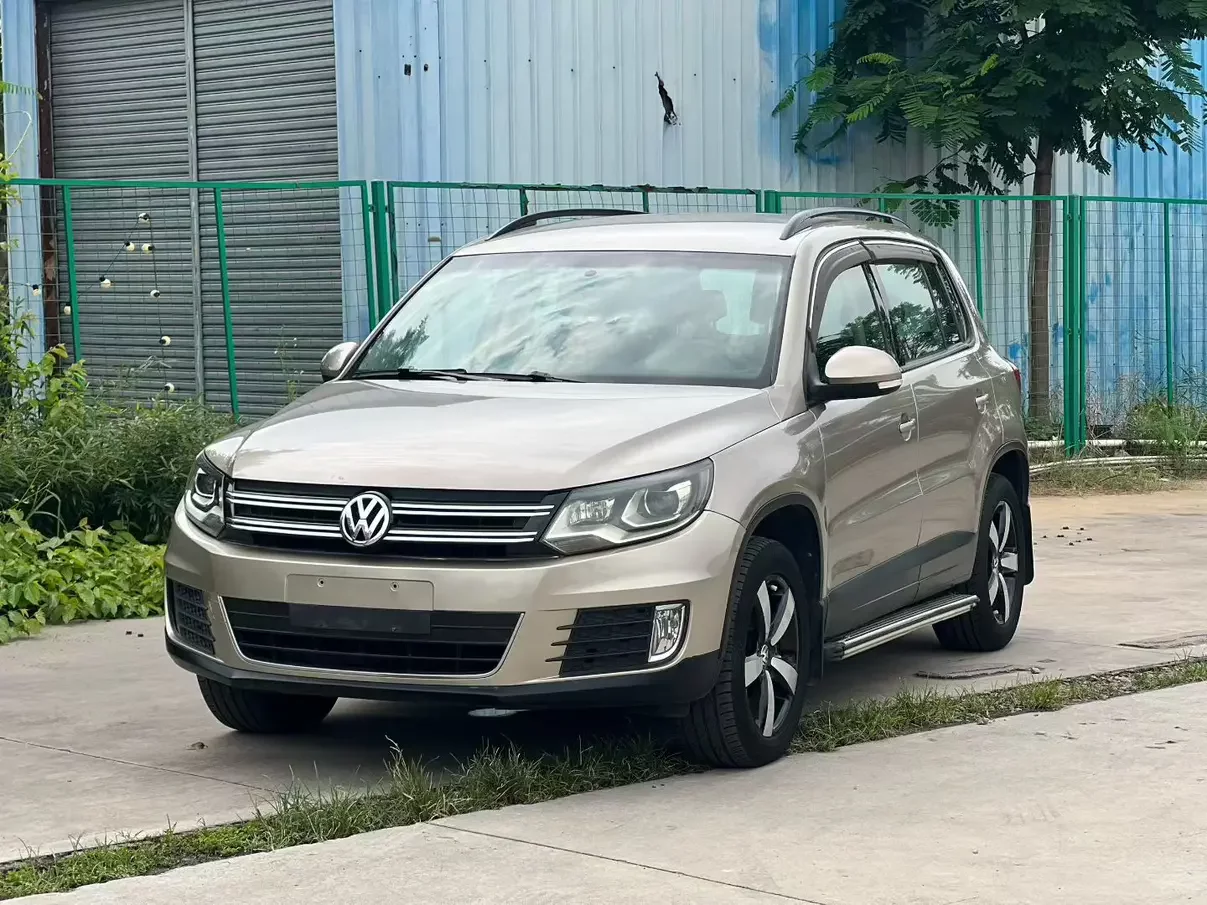 Volkswagen Tiguan (Tharu)