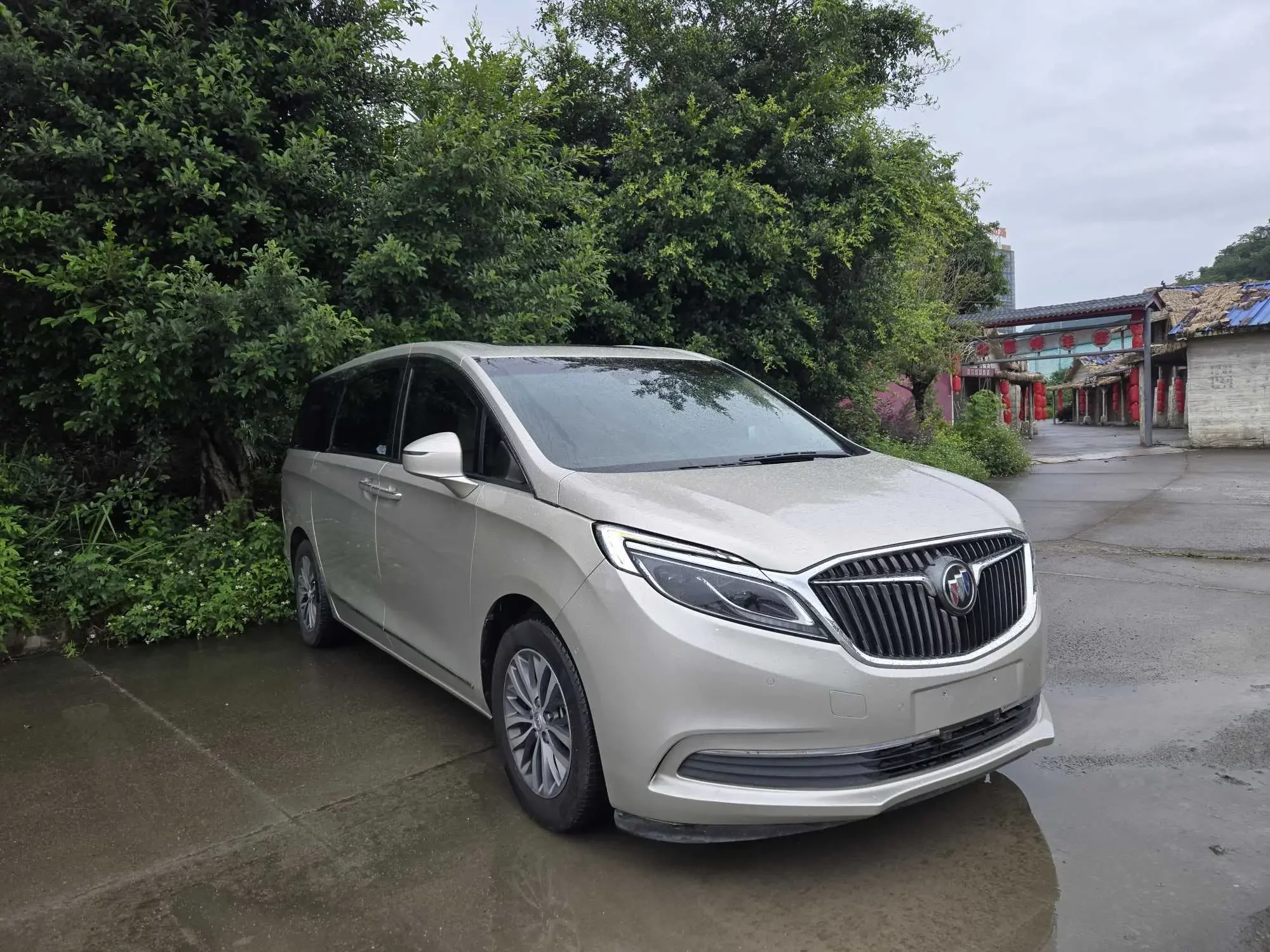 Buick GL8