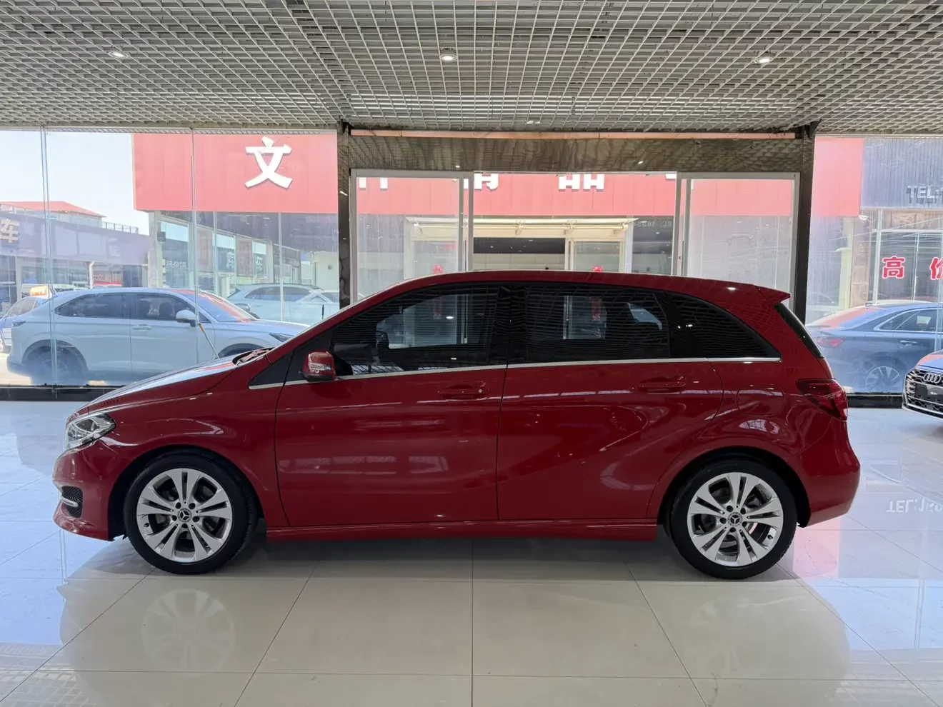 Mercedes-Benz B Class