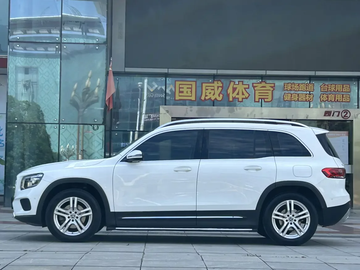 Mercedes-Benz GLB