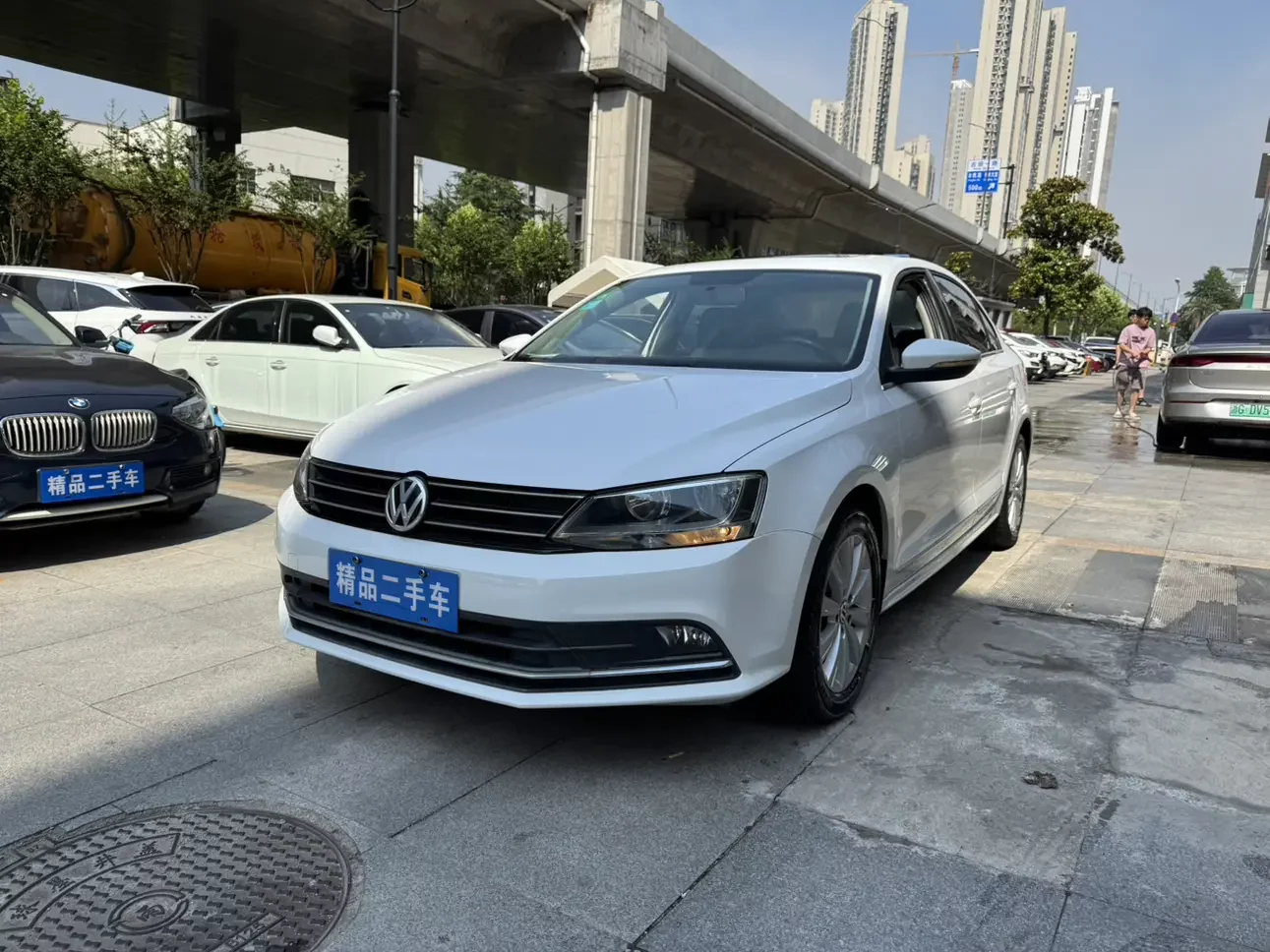 Volkswagen Sagitar