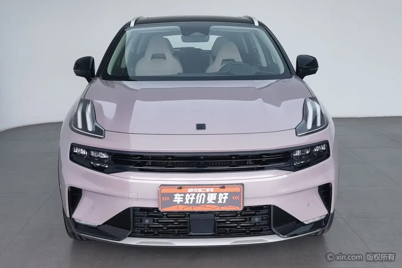 Lynk & Co 06