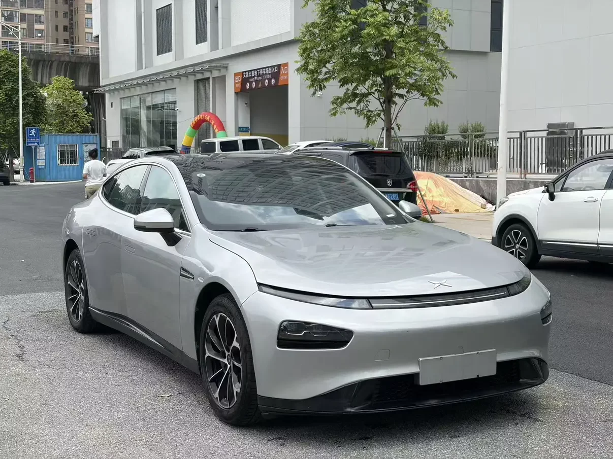 Xpeng P7