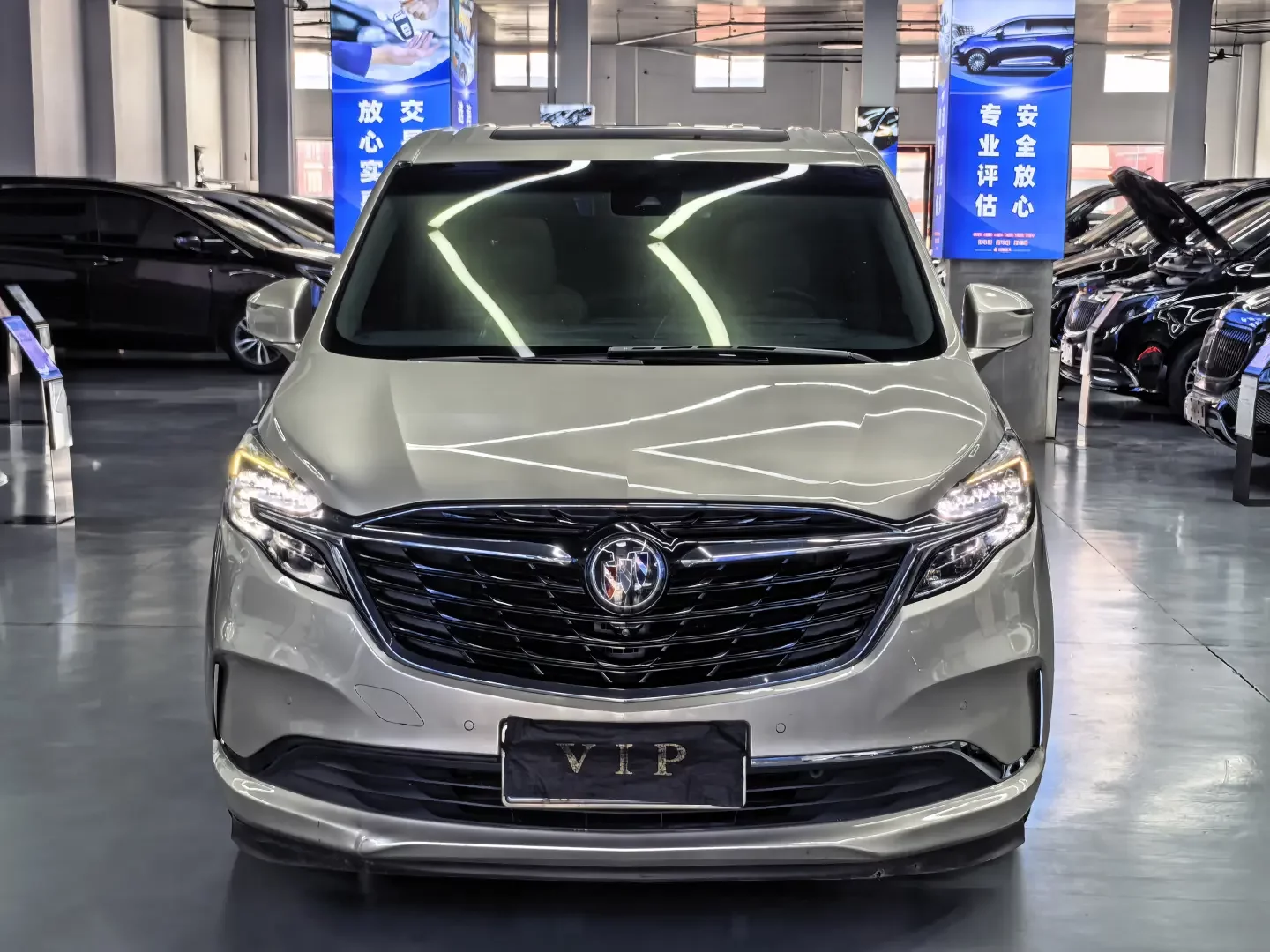Buick GL8