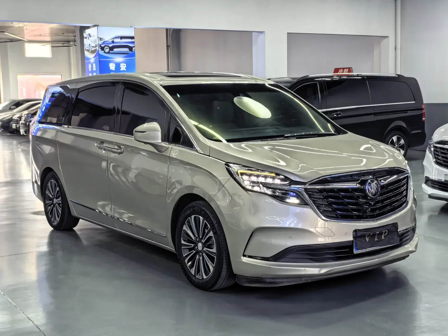 Buick GL8