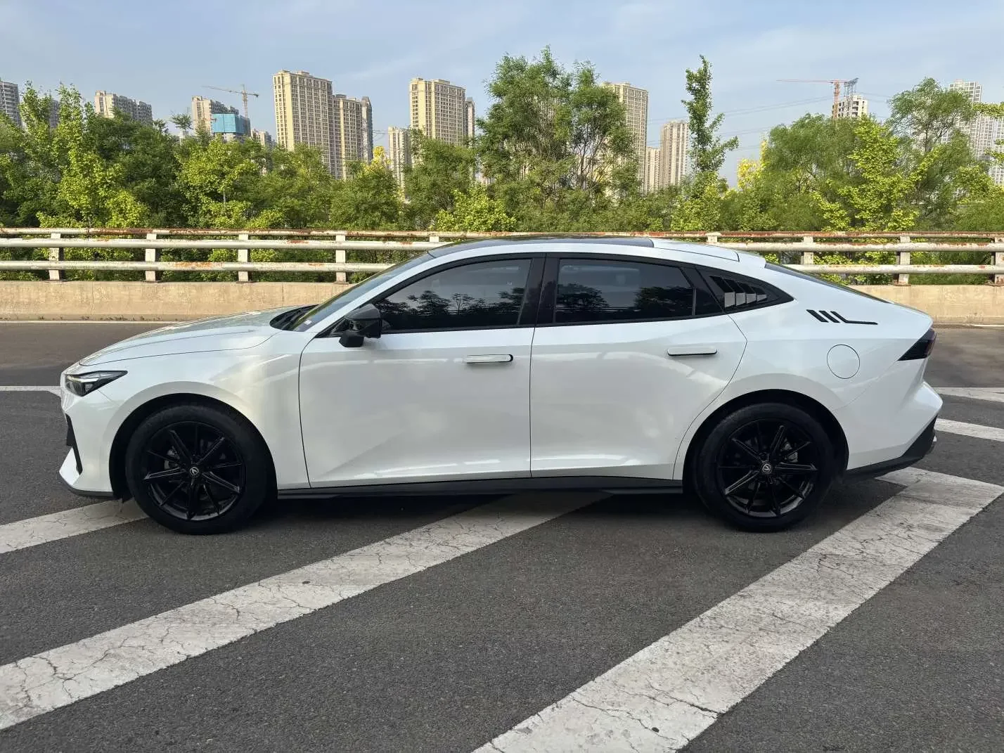 Changan UNI-V