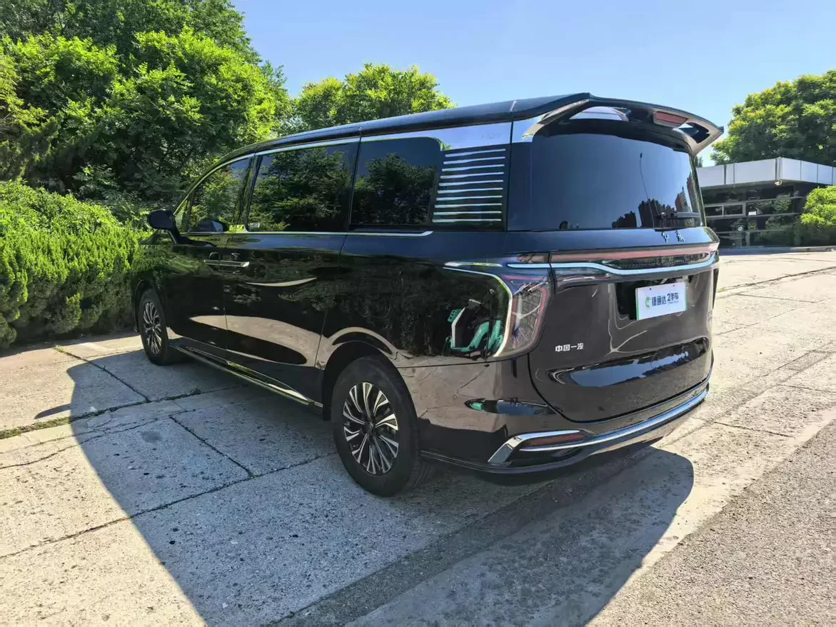 Hongqi HQ9 PHEV
