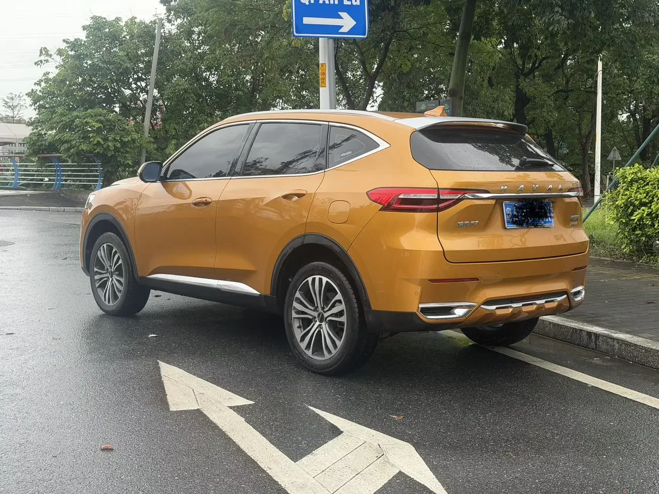 Haval F7