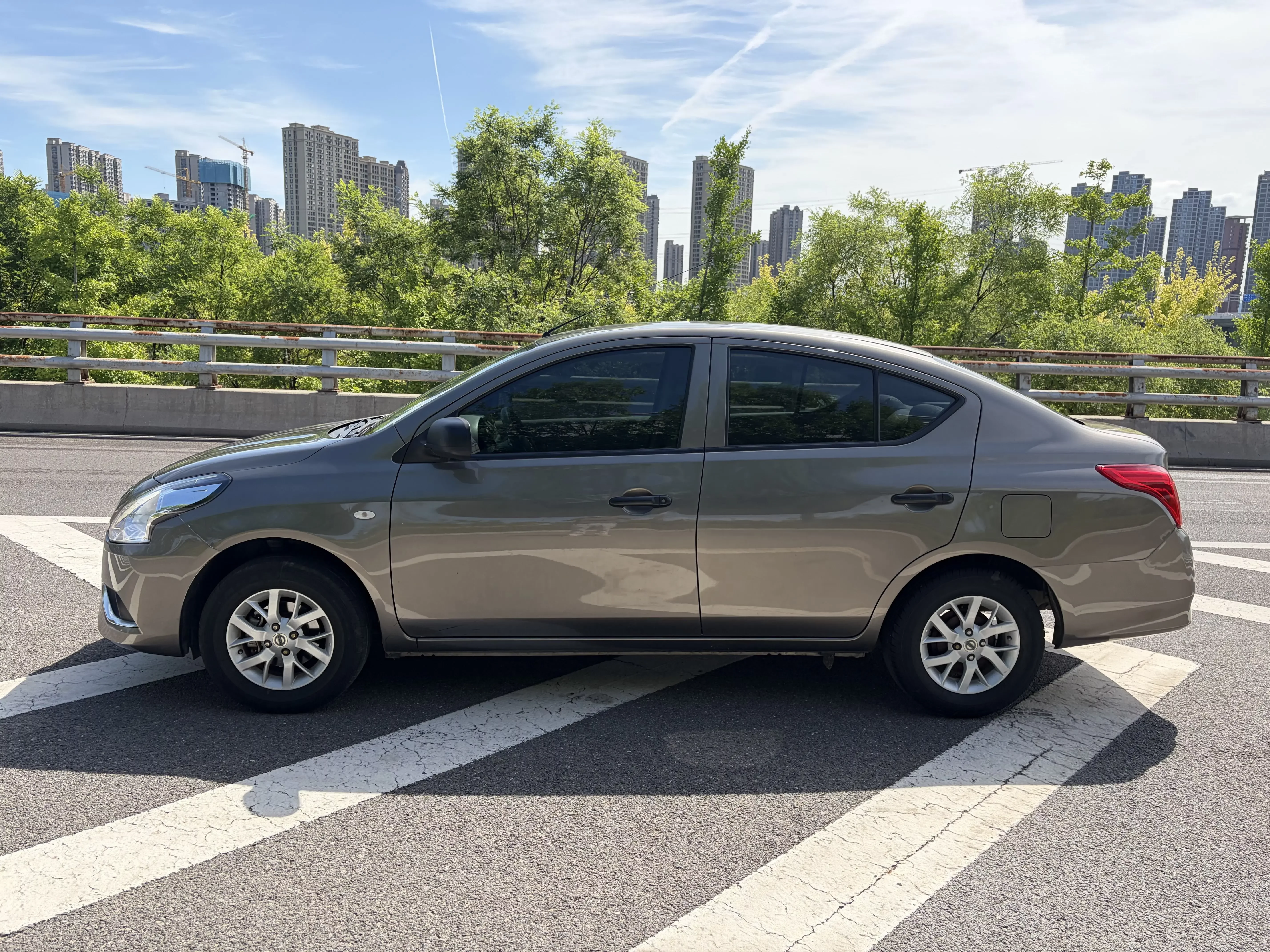 Nissan Sunlight