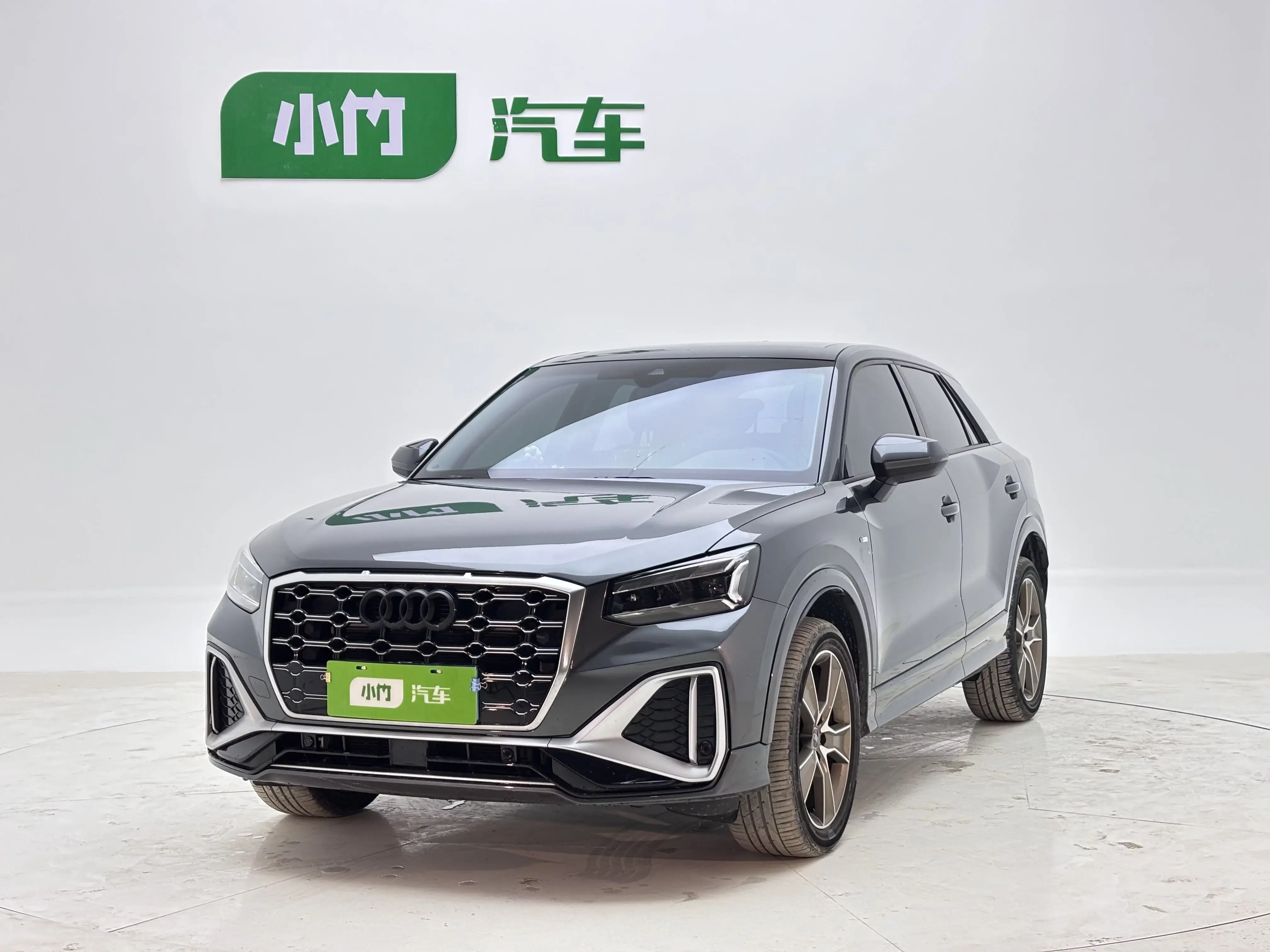 Audi Q2L