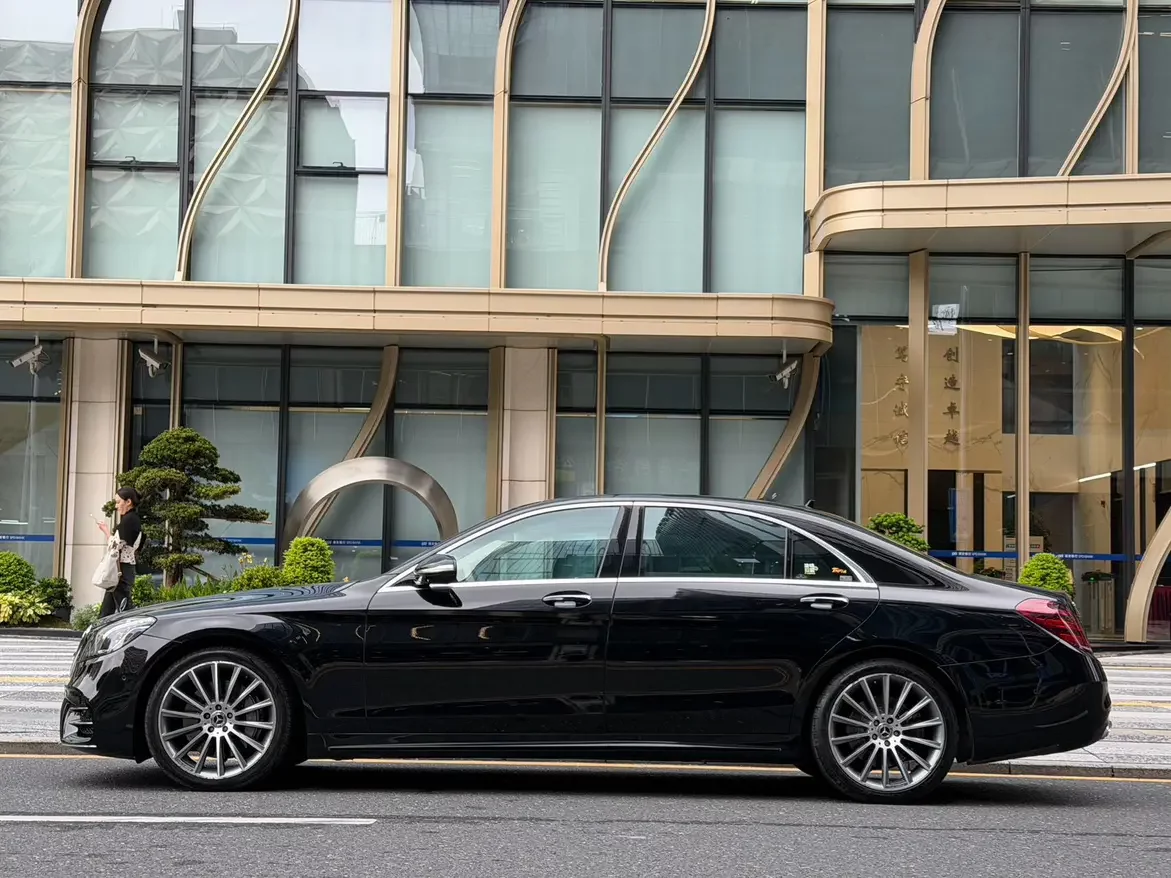 Mercedes-Benz S Class