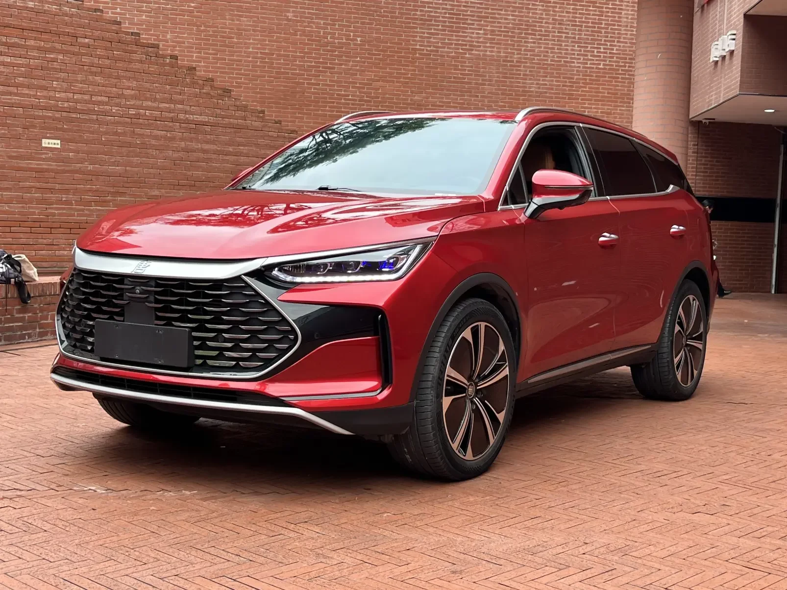 BYD Tang DM