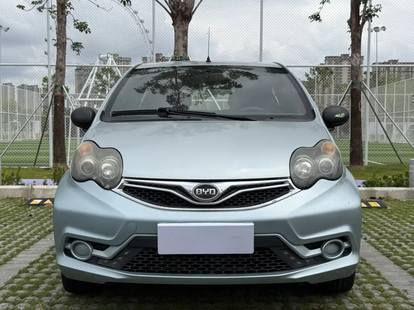 BYD F0  из Китая
